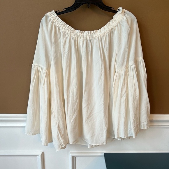 ANN TAYLOR LOFT Women’s Peasant Cream Blouse Size L Boho Flowy Fairy Whimsical - Picture 1 of 7